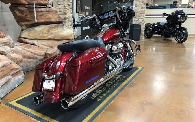 2017 Harley-Davidson® FLHXS - Street Glide® Special