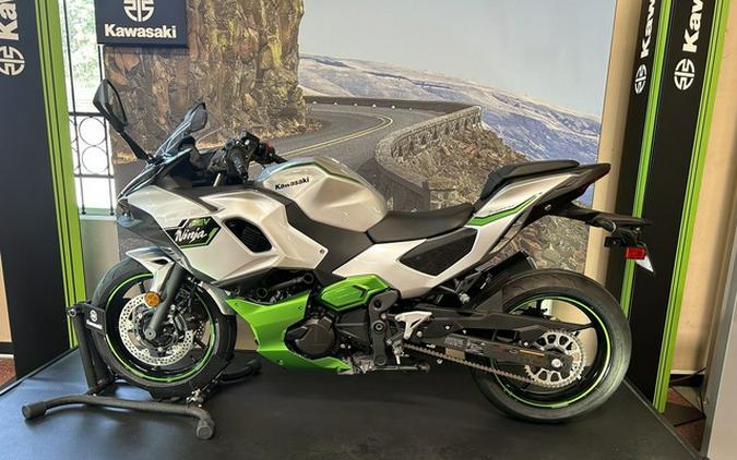 2024 Kawasaki Ninja 7 Hybrid ABS