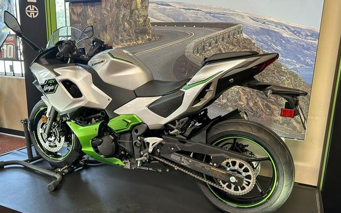 2024 Kawasaki Ninja 7 Hybrid ABS
