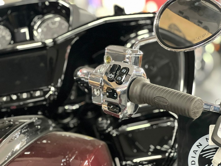 2025 Indian Motorcycle Pursuit® Limited