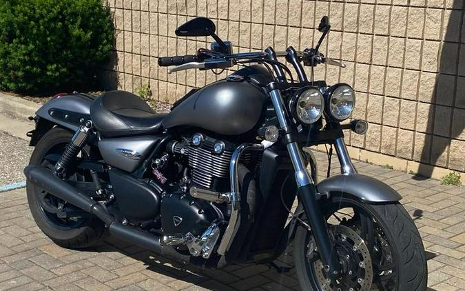 2013 Triumph Thunderbird Storm