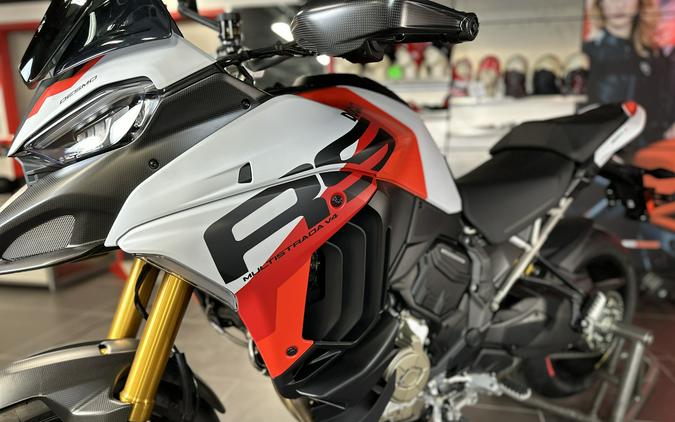 2024 Ducati MULTISTRADA V4 RS