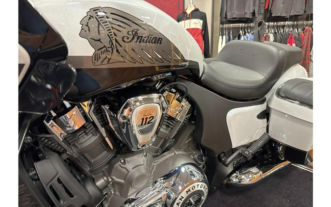 2025 Indian Motorcycle Challenger® Limited 112 with PowerBand Audio Package