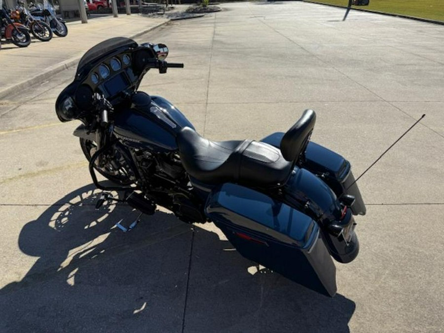 2019 Harley-Davidson® FLHXS - Street Glide® Special