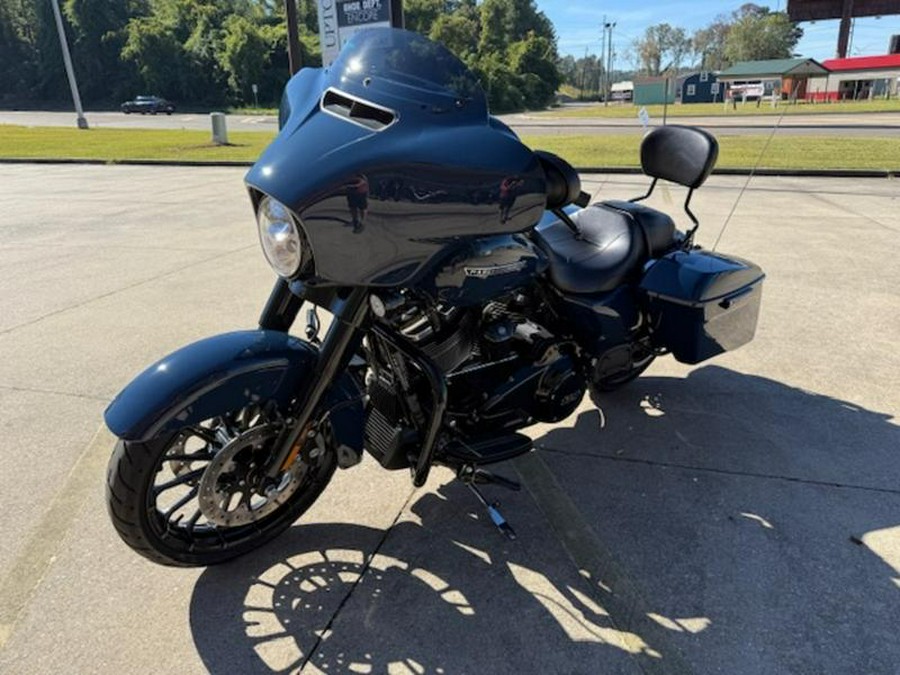 2019 Harley-Davidson® FLHXS - Street Glide® Special