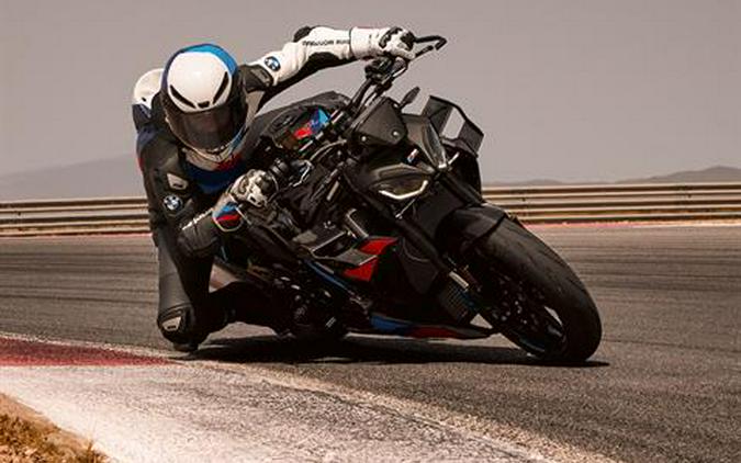 2025 BMW M 1000 R