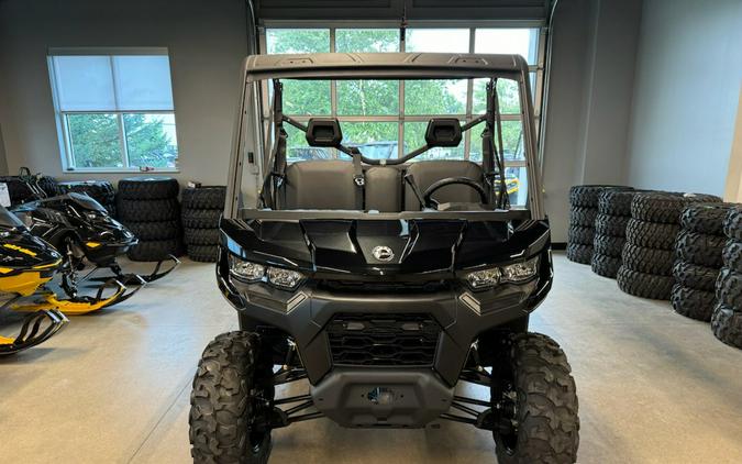 2024 Can-Am Defender DPS HD9