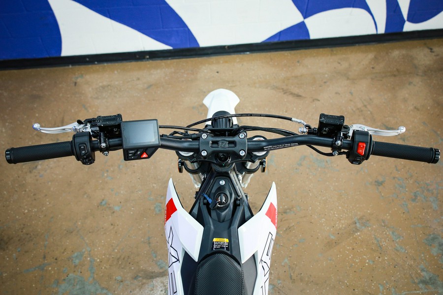 2026 Zero™ Motorcycles XE