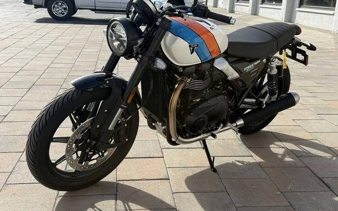 2025 Triumph Speed Twin 900 Pure White/Maui Blue/Tangerine Orange
