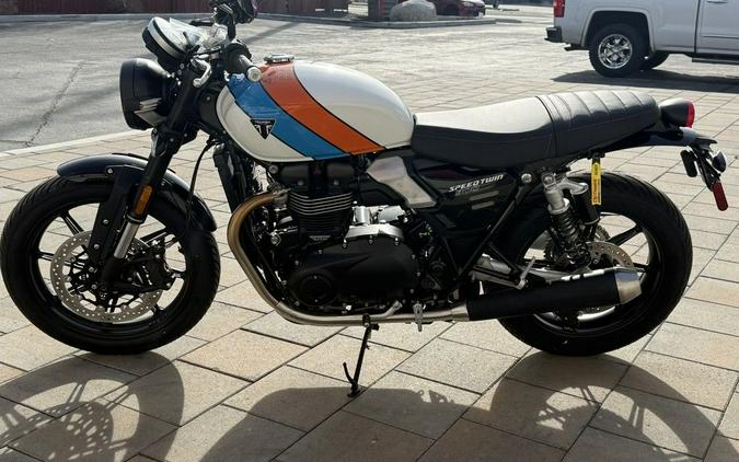 2025 Triumph Speed Twin 900 Pure White/Maui Blue/Tangerine Orange