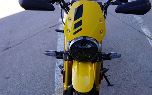 2026 Triumph Scrambler 400 XC