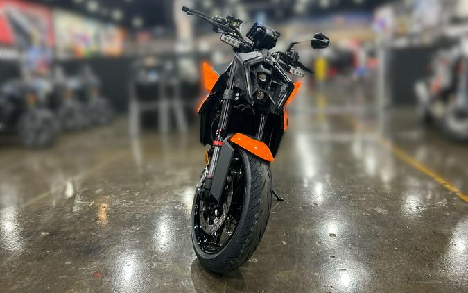 2027 KTM 990 DUKE
