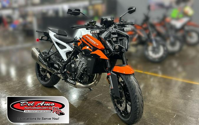 2027 KTM 990 DUKE