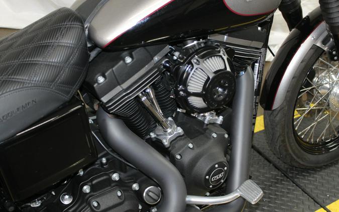 2016 Harley-Davidson® Street Bob® BIL SLVR/V BLK W/PINSTRIPE