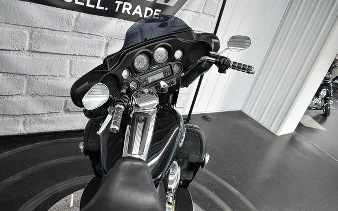 2011 Harley-Davidson FLHTC - Electra Glide Classic