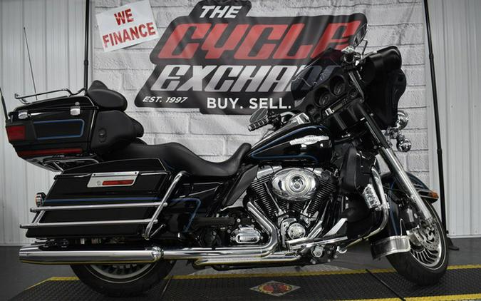 2011 Harley-Davidson FLHTC - Electra Glide Classic