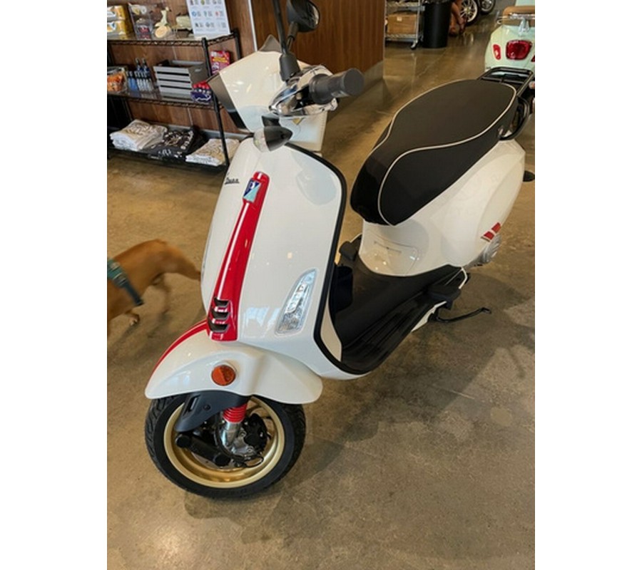 2022 Vespa Sprint 50 Racing Sixties 150 Racing Sixties