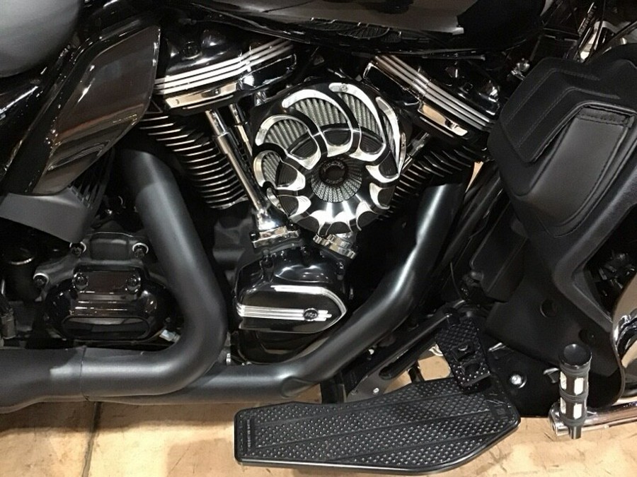 2021 Harley Davidson FLHTCUTG Tri Glide