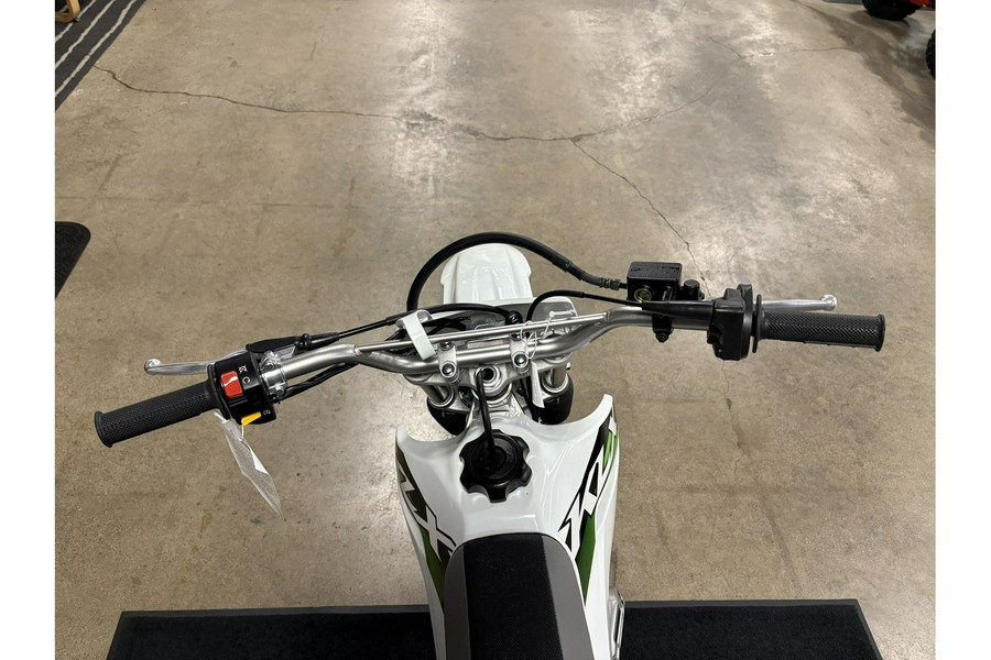 2026 Kawasaki KLX 140R L