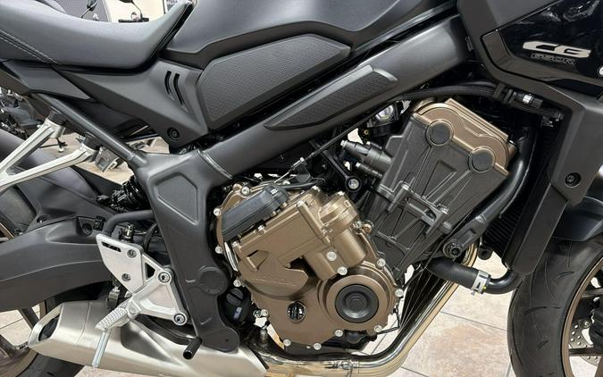 2026 Honda CB650R E-CLUTCH