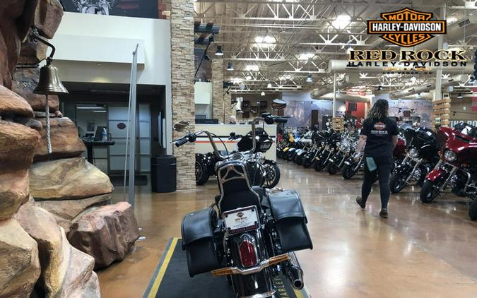 2019 Harley-Davidson® FLDE - Softail® Deluxe