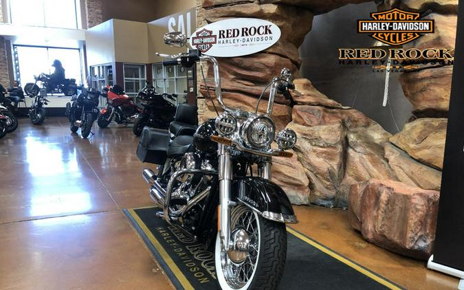 2019 Harley-Davidson® FLDE - Softail® Deluxe