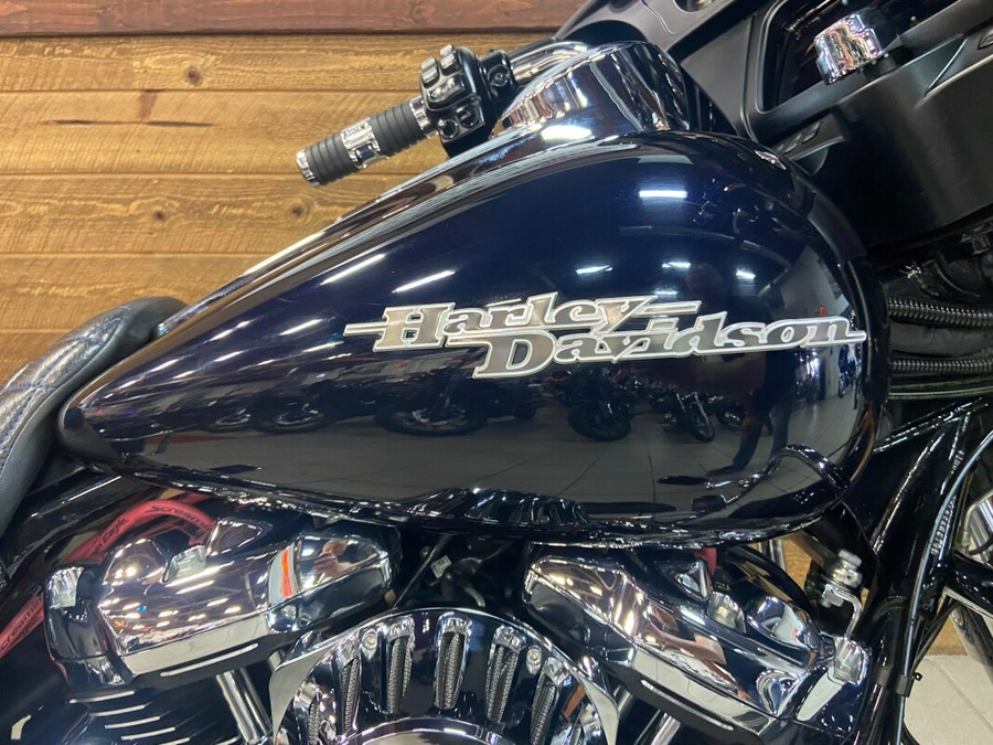 2020 Harley-Davidson® Street Glide® Midnight Blue FLHX