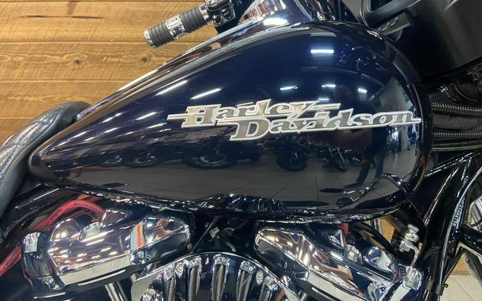 2020 Harley-Davidson® Street Glide® Midnight Blue FLHX