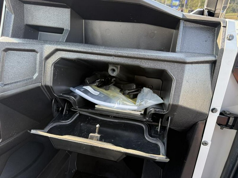 2026 Polaris® General XP 4 1000 Sport