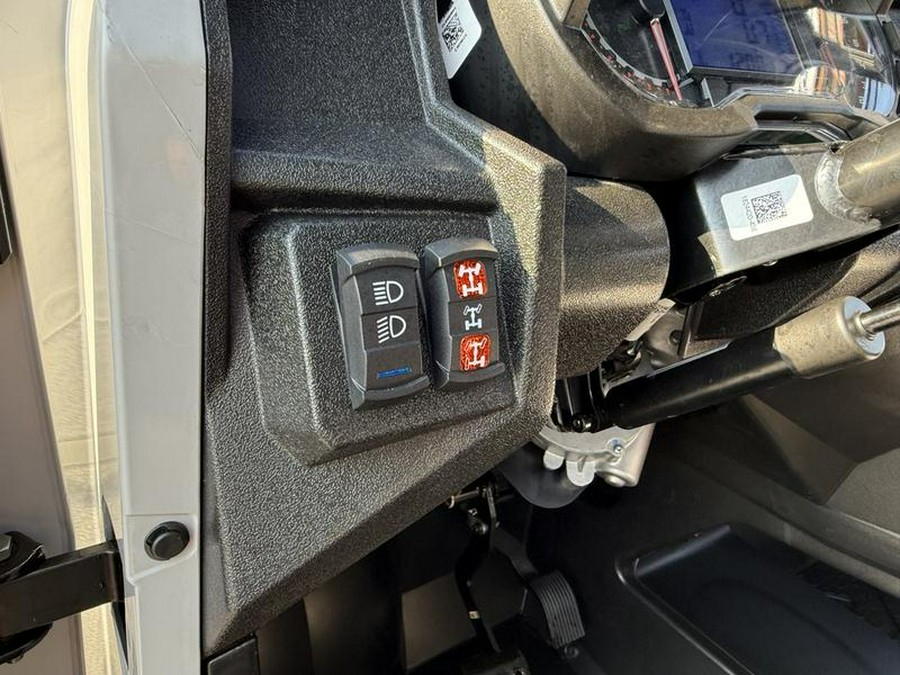 2026 Polaris® General XP 4 1000 Sport