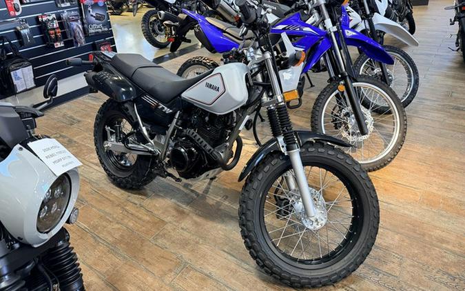 2027 Yamaha TW200
