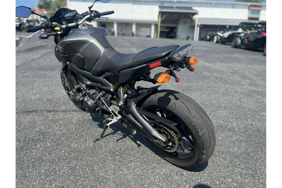 2015 Yamaha FZ-09