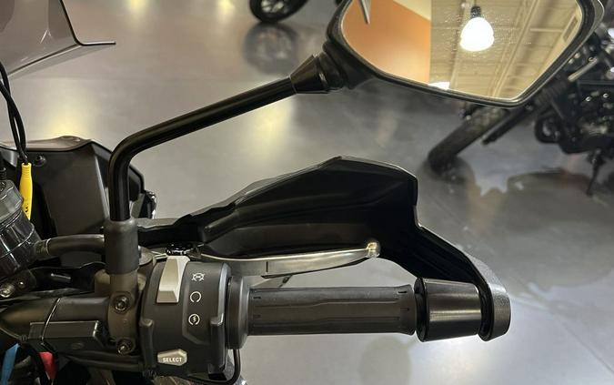 2023 Kawasaki Versys® 1000 SE LT+