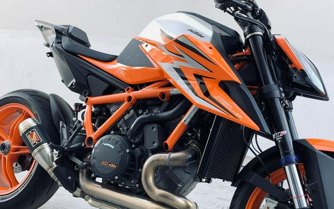 2022 KTM 1290 Super Duke R EVO