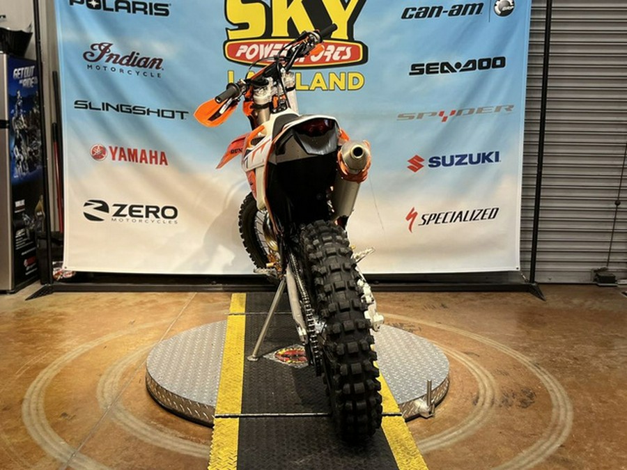 2023 KTM XC 250 W