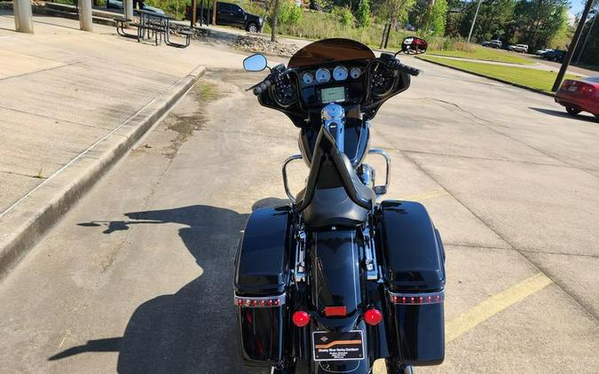 2014 Harley-Davidson® FLHXS - Street Glide® Special