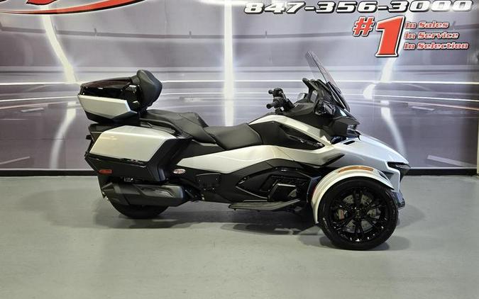 2024 Can-Am® Spyder RT Limited Dark Wheels