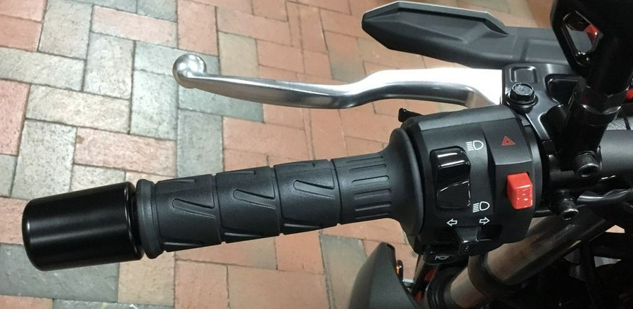 2024 Kawasaki Z500 SE ABS