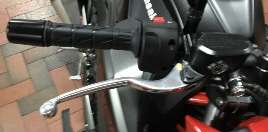 2024 Kawasaki Z500 SE ABS