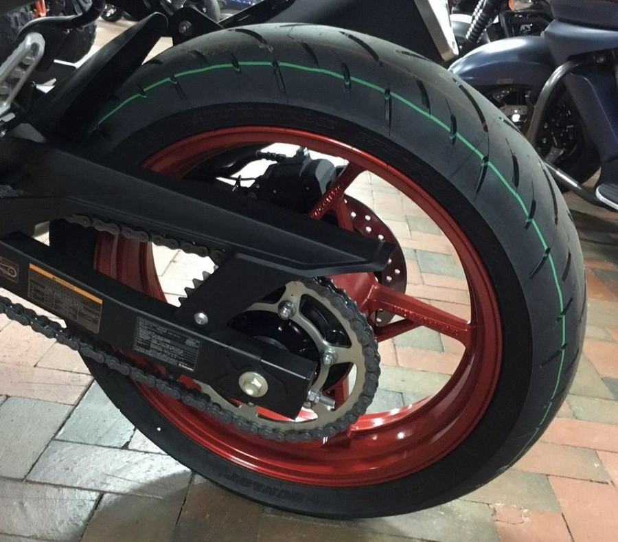 2024 Kawasaki Z500 SE ABS