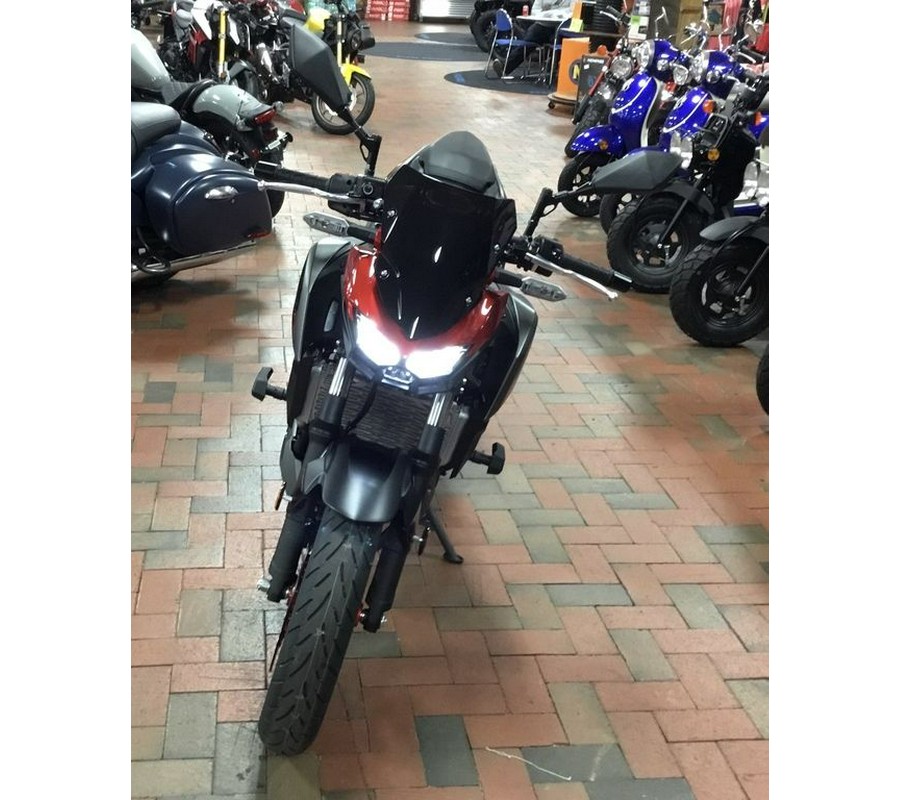 2024 Kawasaki Z500 SE ABS