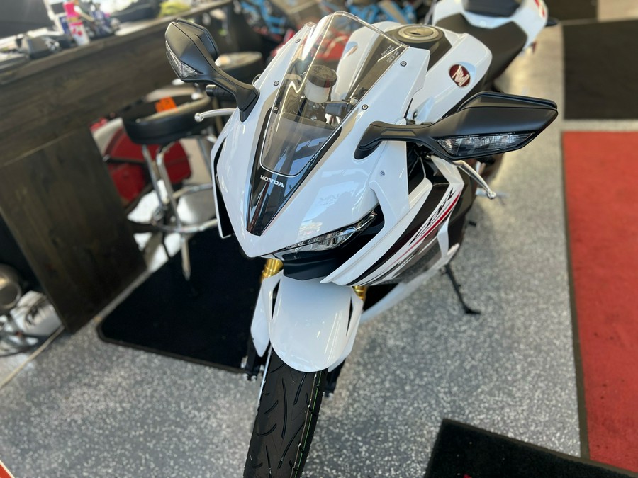 2026 Honda CBR1000RR ABS
