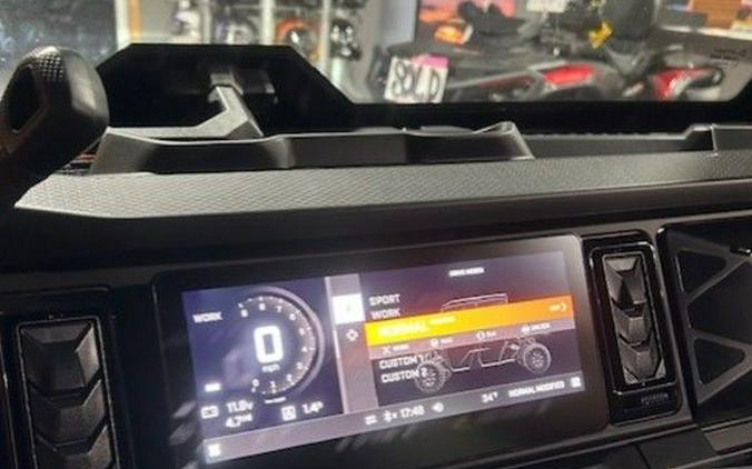 2026 Can-Am® Defender MAX LONE STAR CAB HD11