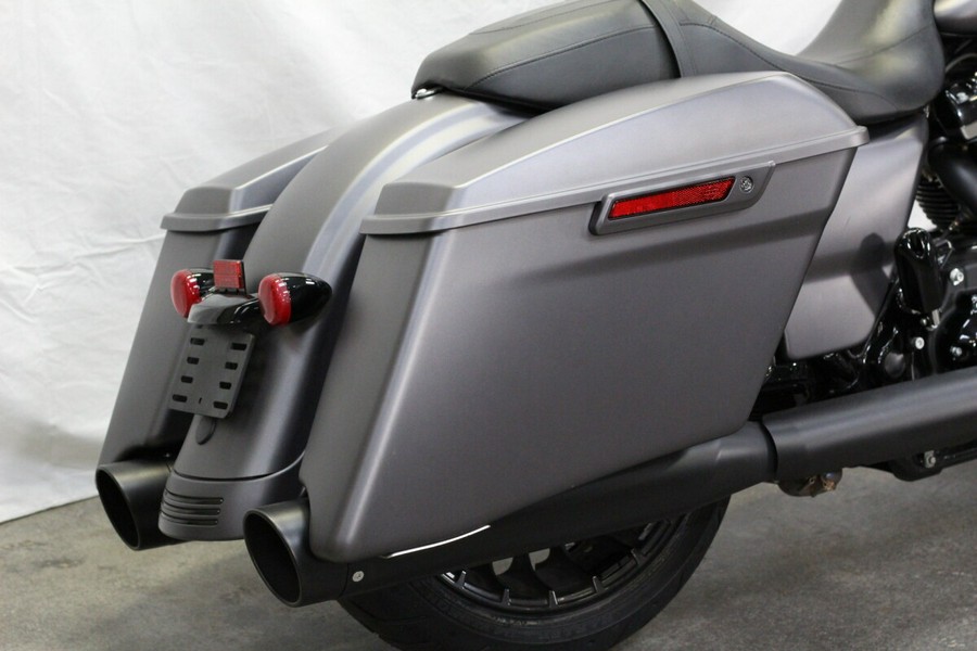 FLHRXS 2017 Road King® Special