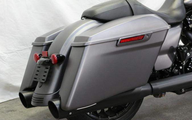 FLHRXS 2017 Road King® Special