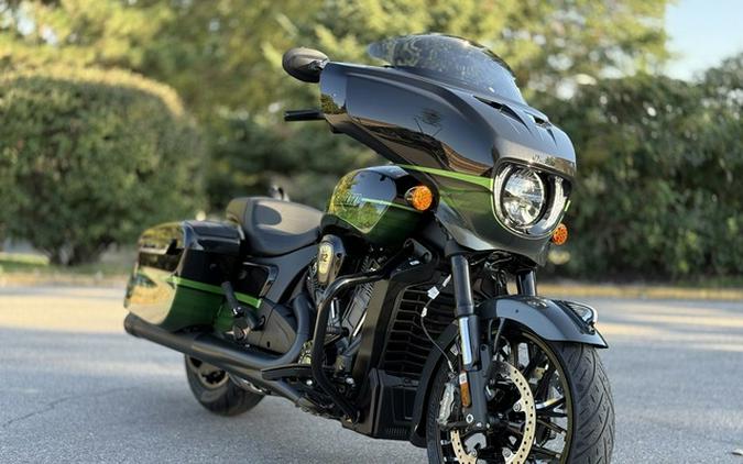 2026 Indian Chieftain Powerplus Dark Horse Signature Series Abyss Metallic / Cypher Gr