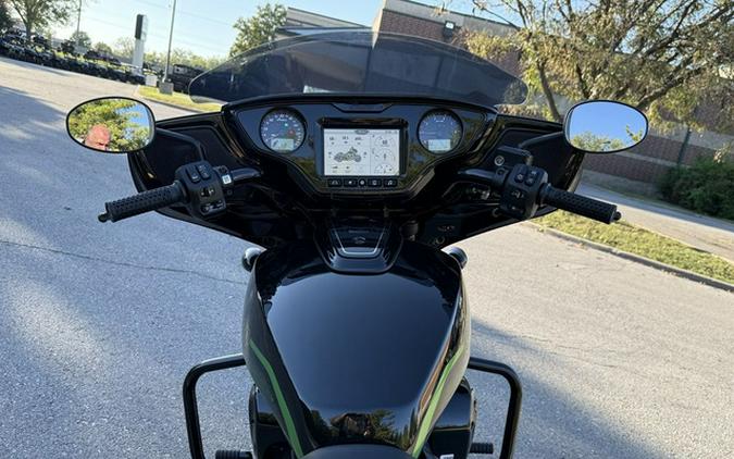 2026 Indian Chieftain Powerplus Dark Horse Signature Series Abyss Metallic / Cypher Gr