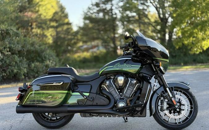 2026 Indian Chieftain Powerplus Dark Horse Signature Series Abyss Metallic / Cypher Gr