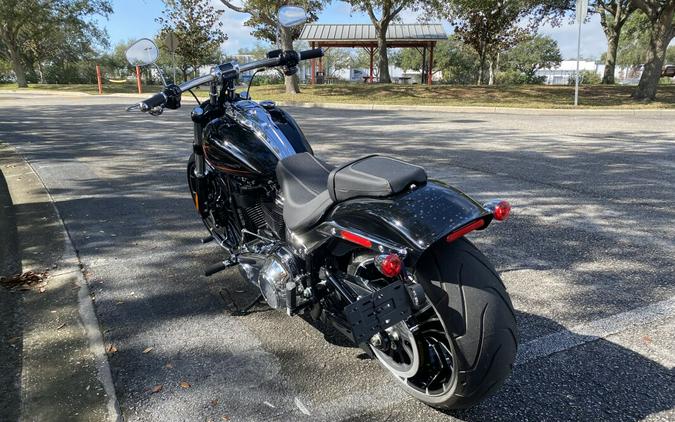 2024 Harley-Davidson® Breakout® 117 FXBR