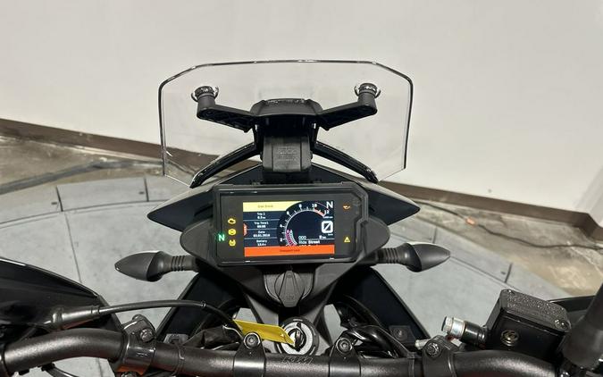 2024 KTM Adventure 390